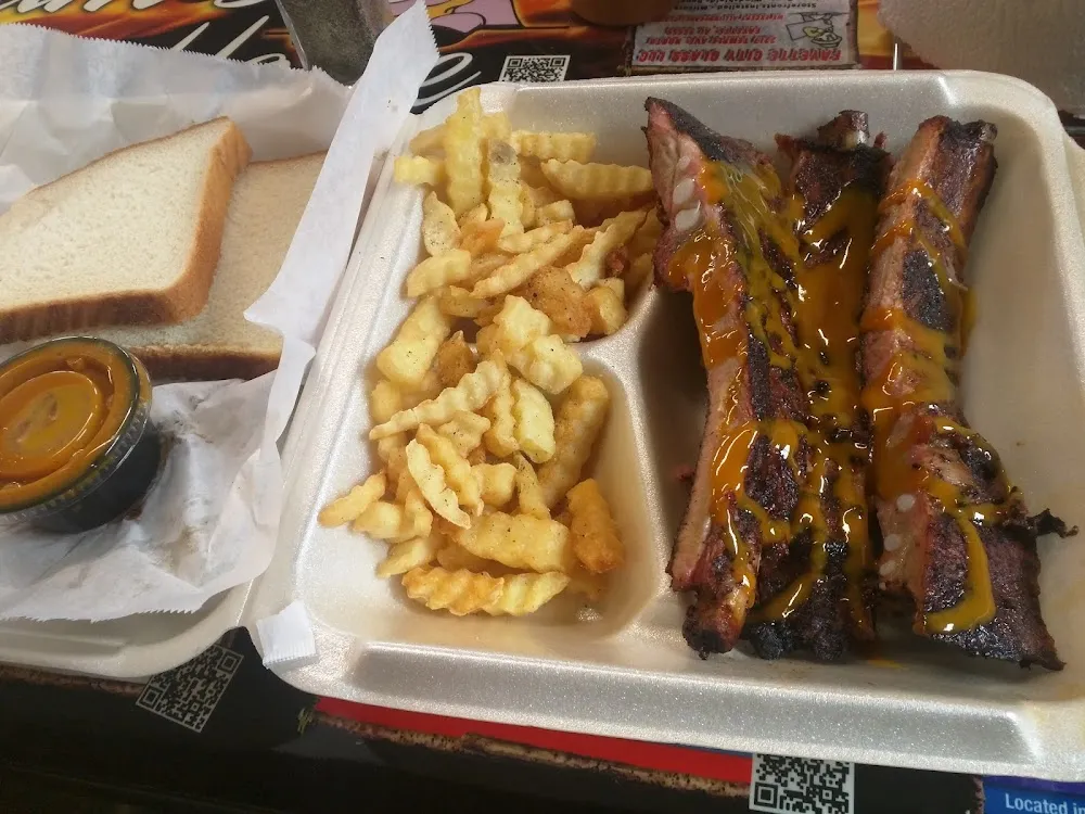 Rib Plate w Fries